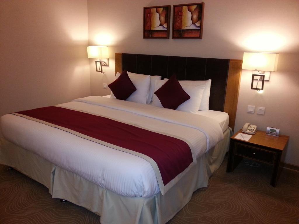 Golden Tulip - Al Jubail Hotel Ruang foto