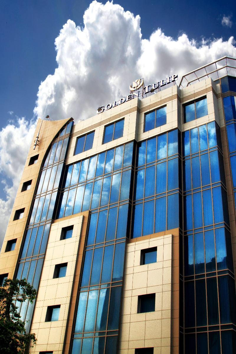 Golden Tulip - Al Jubail Hotel Bagian luar foto